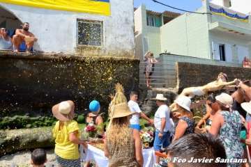 Misa y procesión terrestre-marítima de la playa de Ojos de Garza (Foto TA)